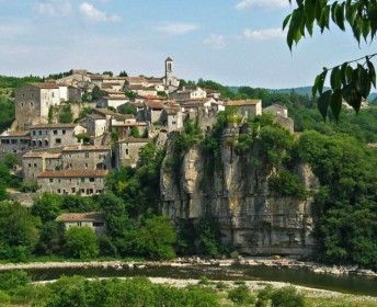 Balazuc, Village de Caractère et Plus beau village de France