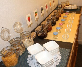 Buffet Petit déjeuner hôtel Ardèche la Vignasse