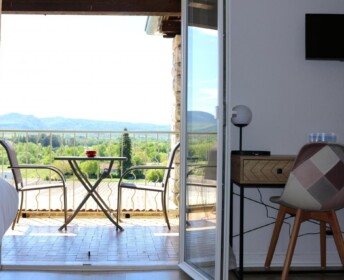 Hôtel Vacances Vignasse Vue panoramique vallée Chassezac